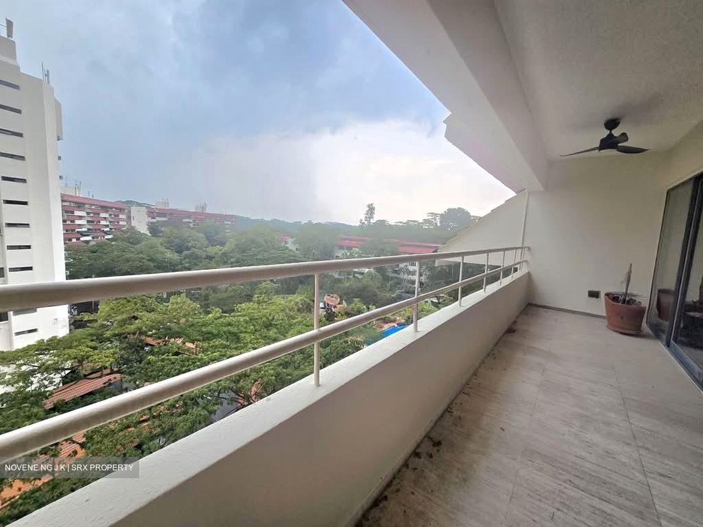 Hillcrest Arcadia (D11), Condominium #559818491